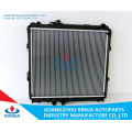 Car Radiator with Plastic Tank for Toyota Hilux Pickup86-93 Ln55